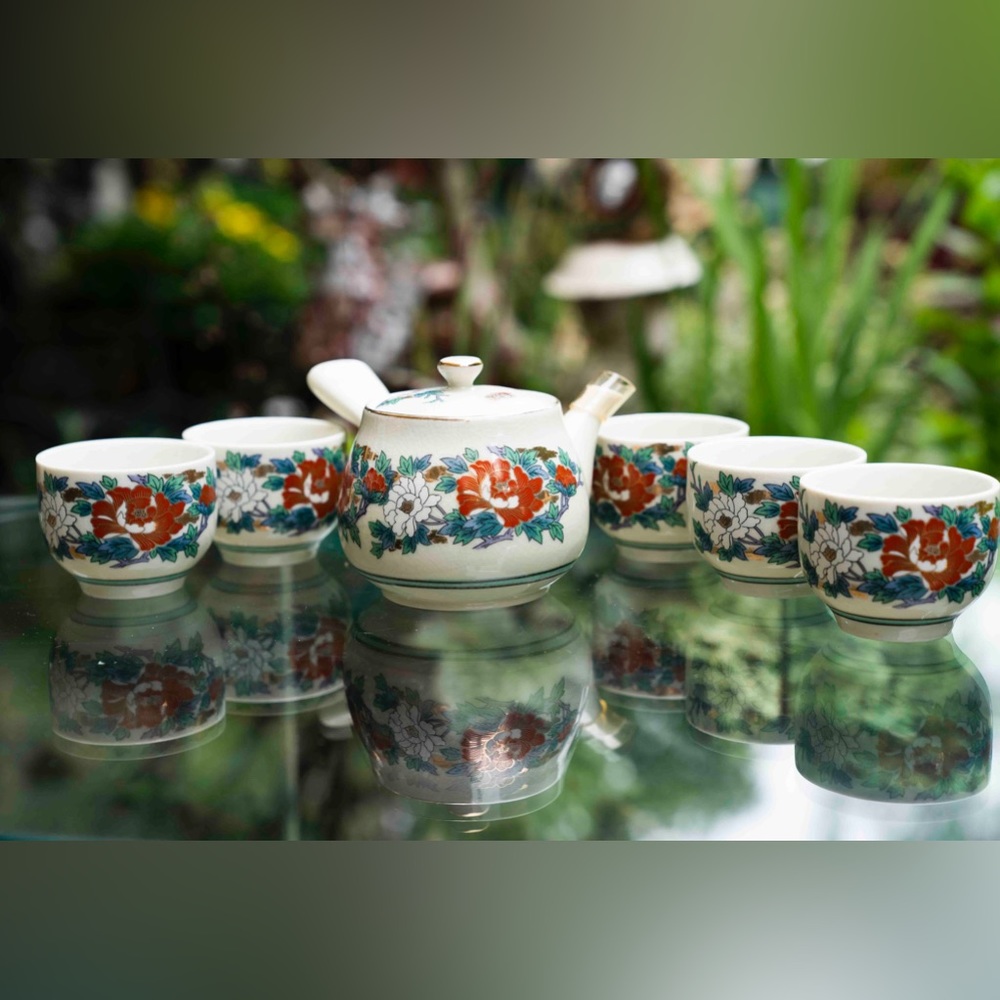 Vintage Kutani Floral Tea set